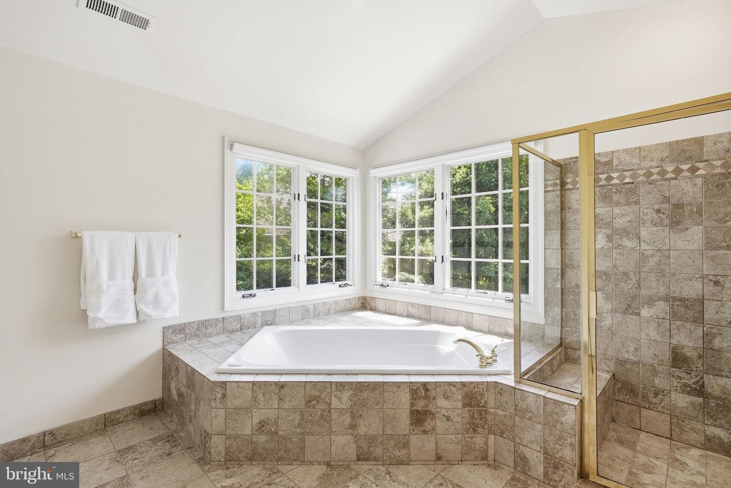 1407 Woodhurst Boulevard photo 37