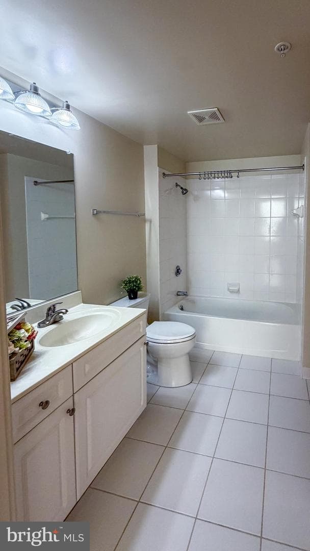 2726 Gallows Road #417 photo 16