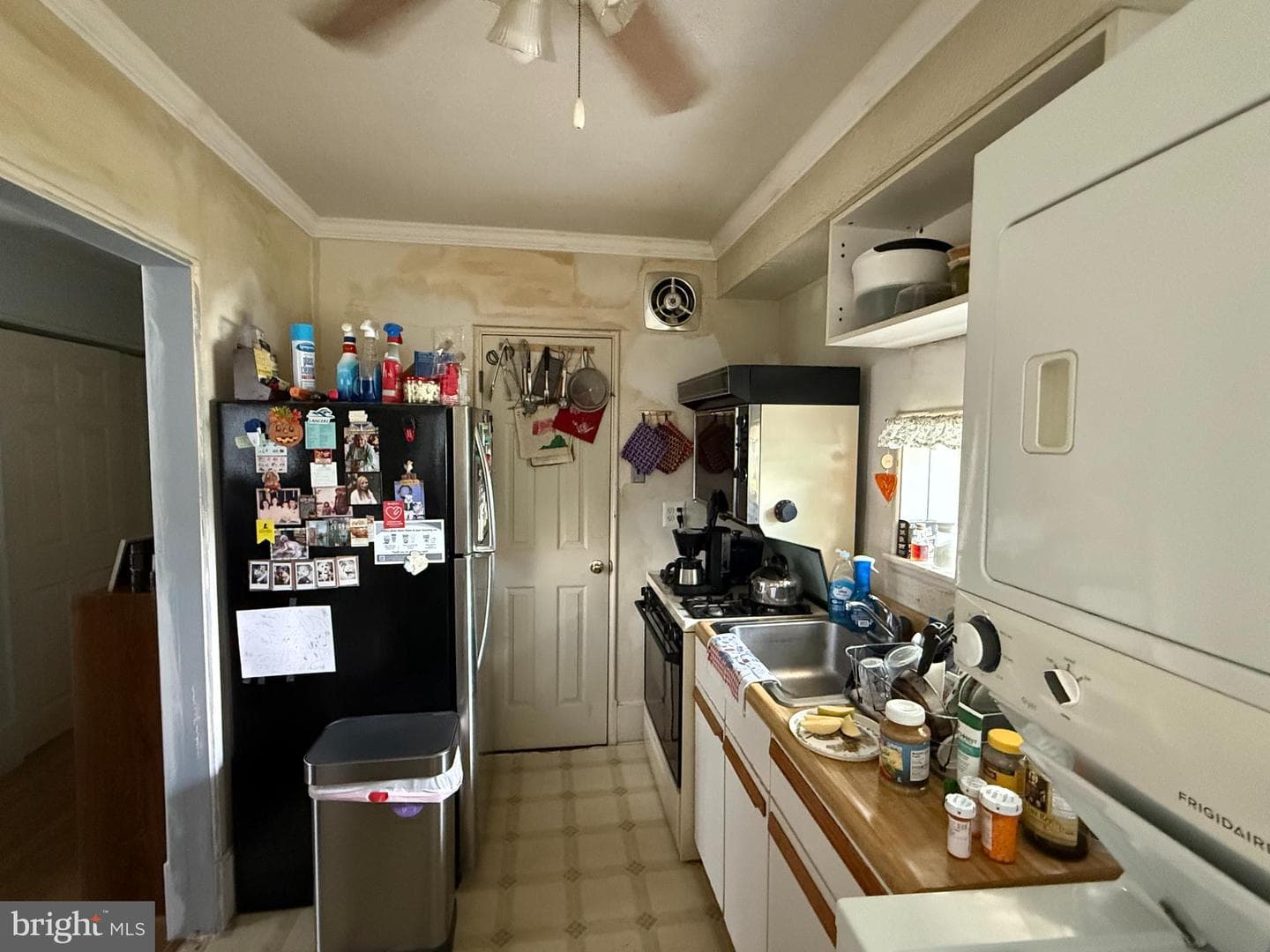 6404 Maplewood Drive photo 8