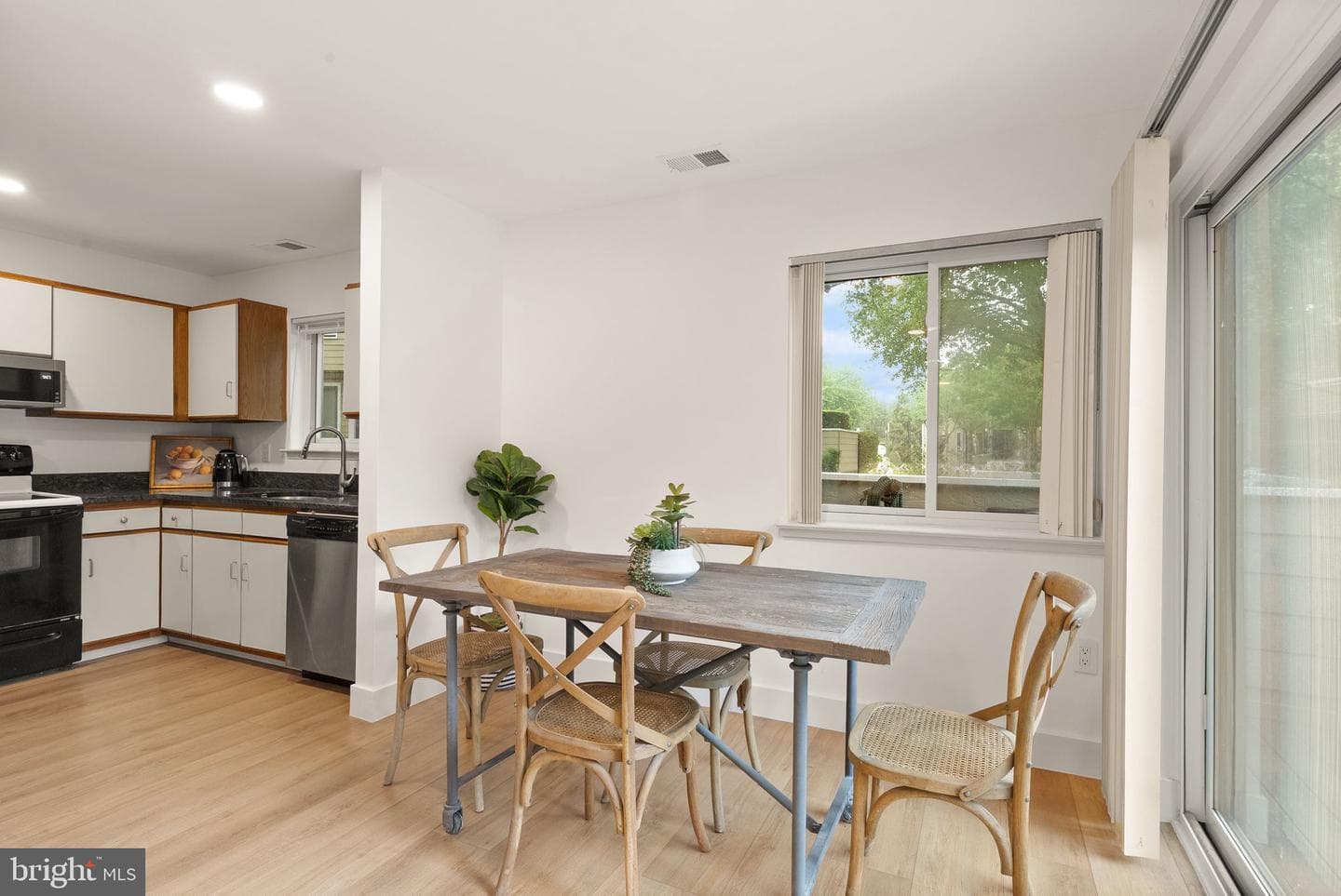 11025 Villaridge Court photo 10