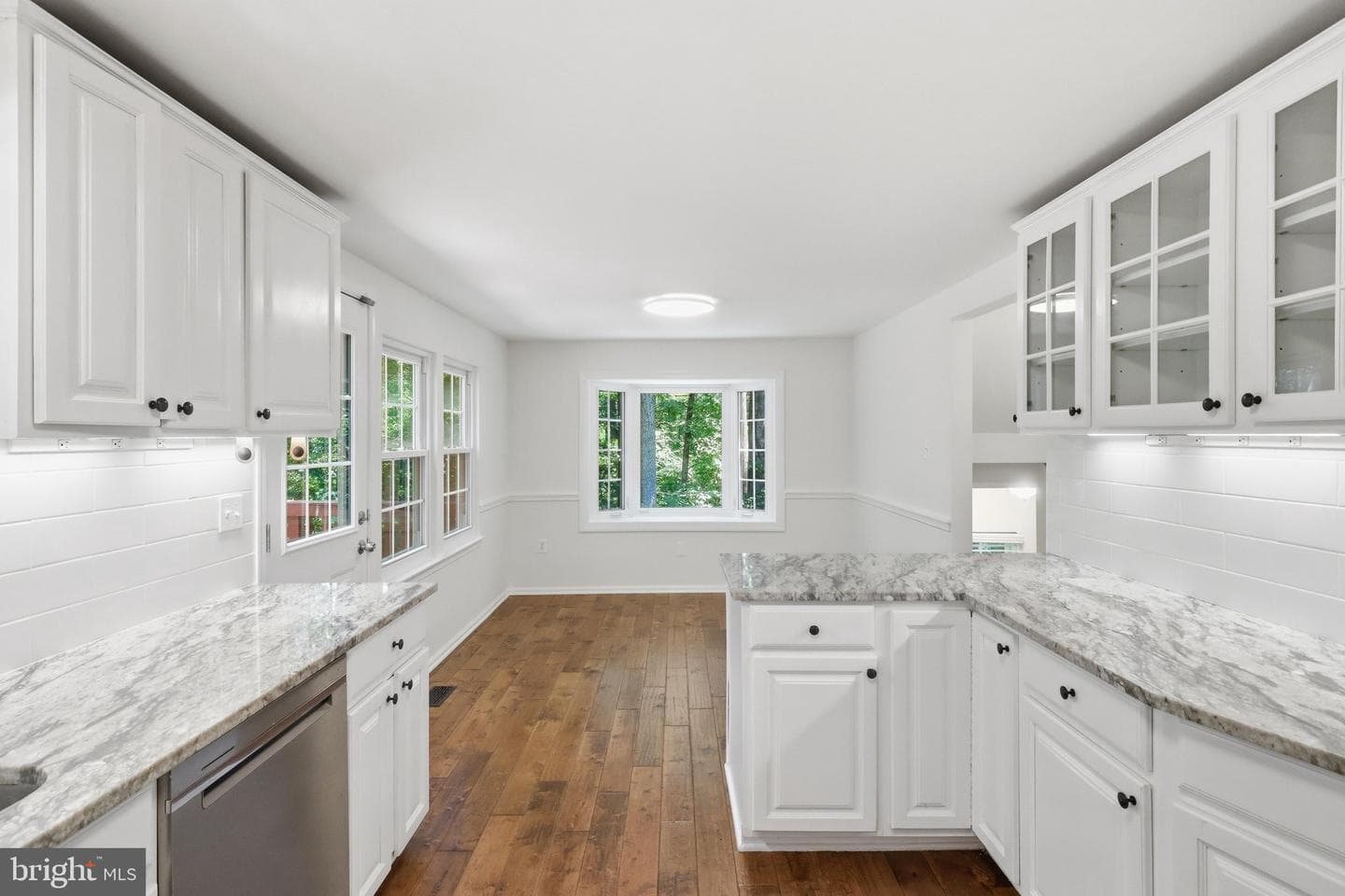 10100 Walnut Wood Court photo 13