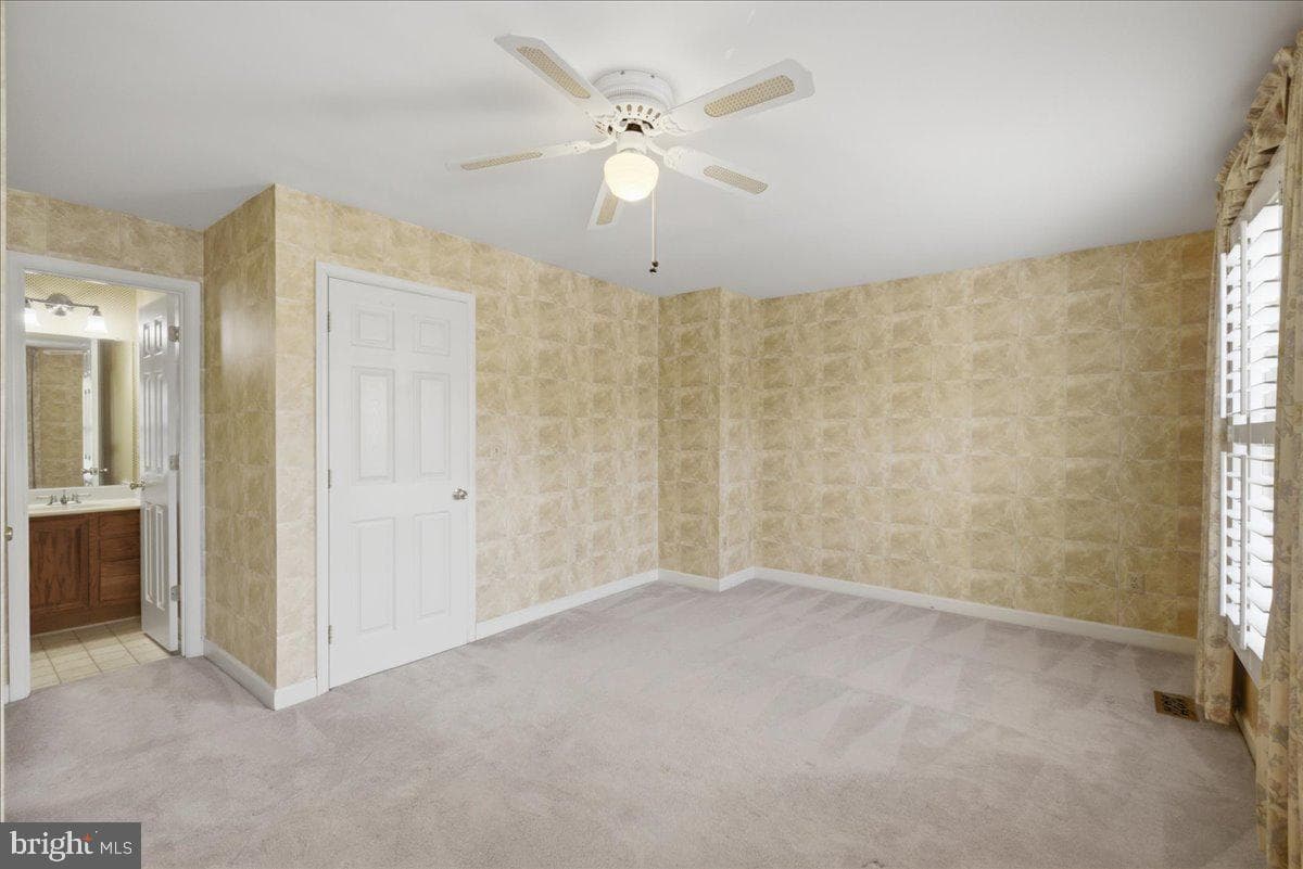 6090 Joust Lane photo 23
