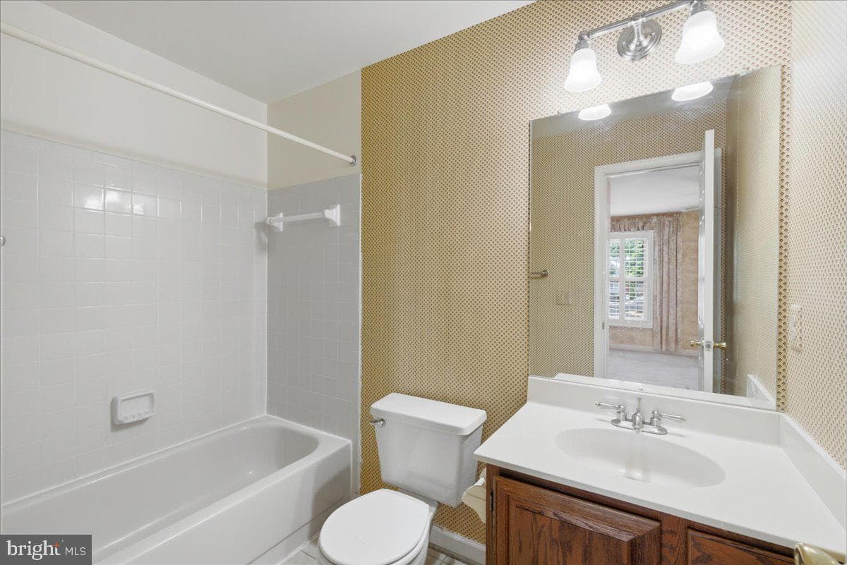 6090 Joust Lane photo 25