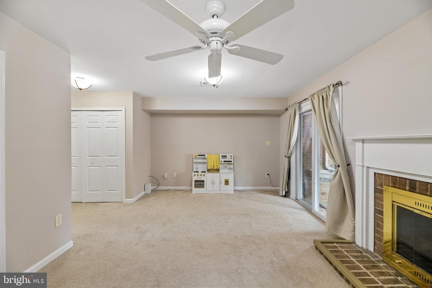 5943 Norham Drive photo 37