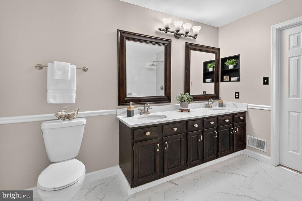 6207 Maple Run Court photo 38