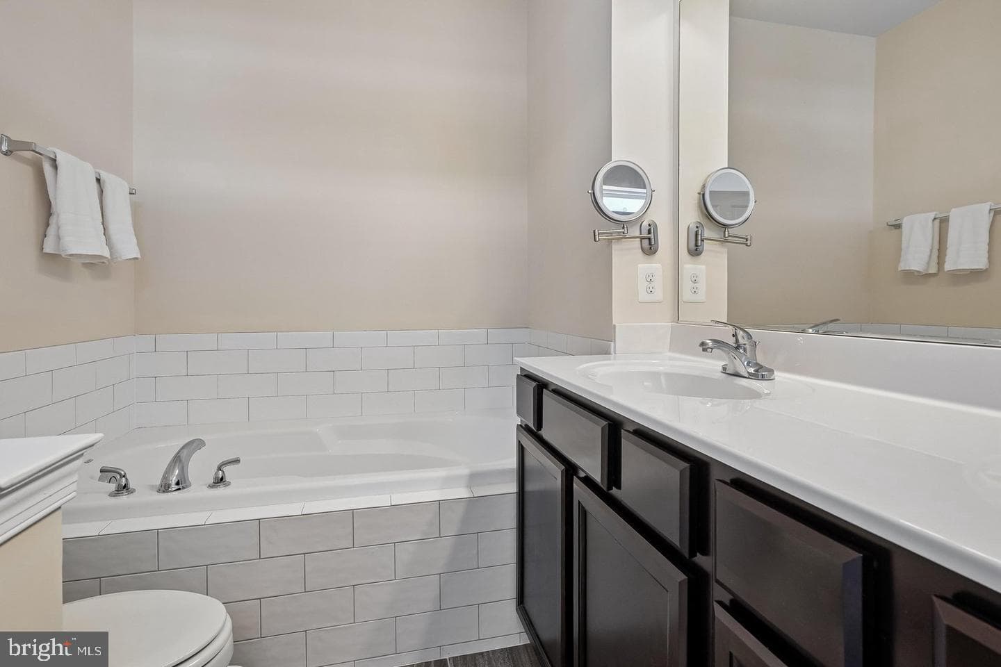 8358 Sallyport Street photo 32