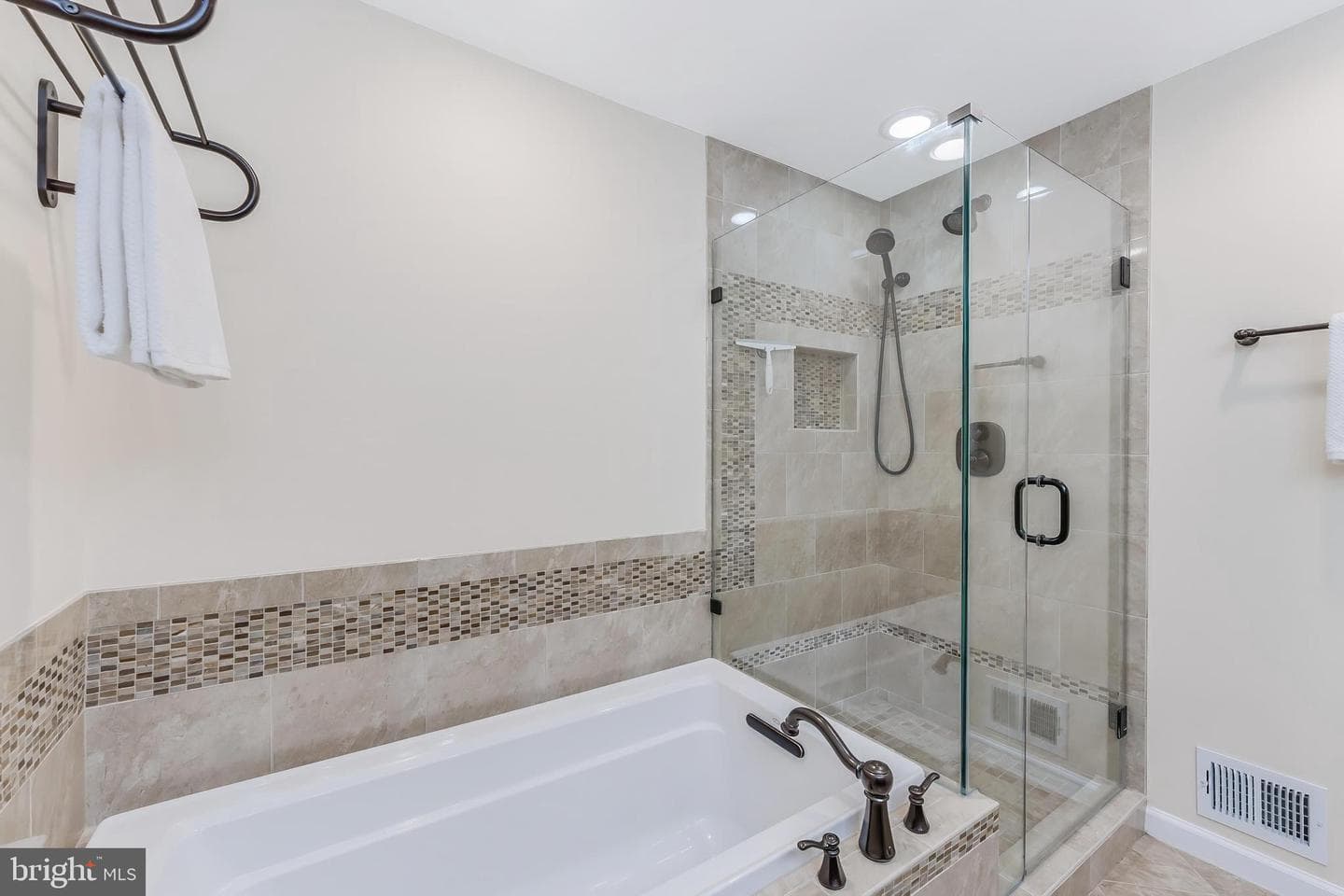 12605 Franklin Farm Road photo 48