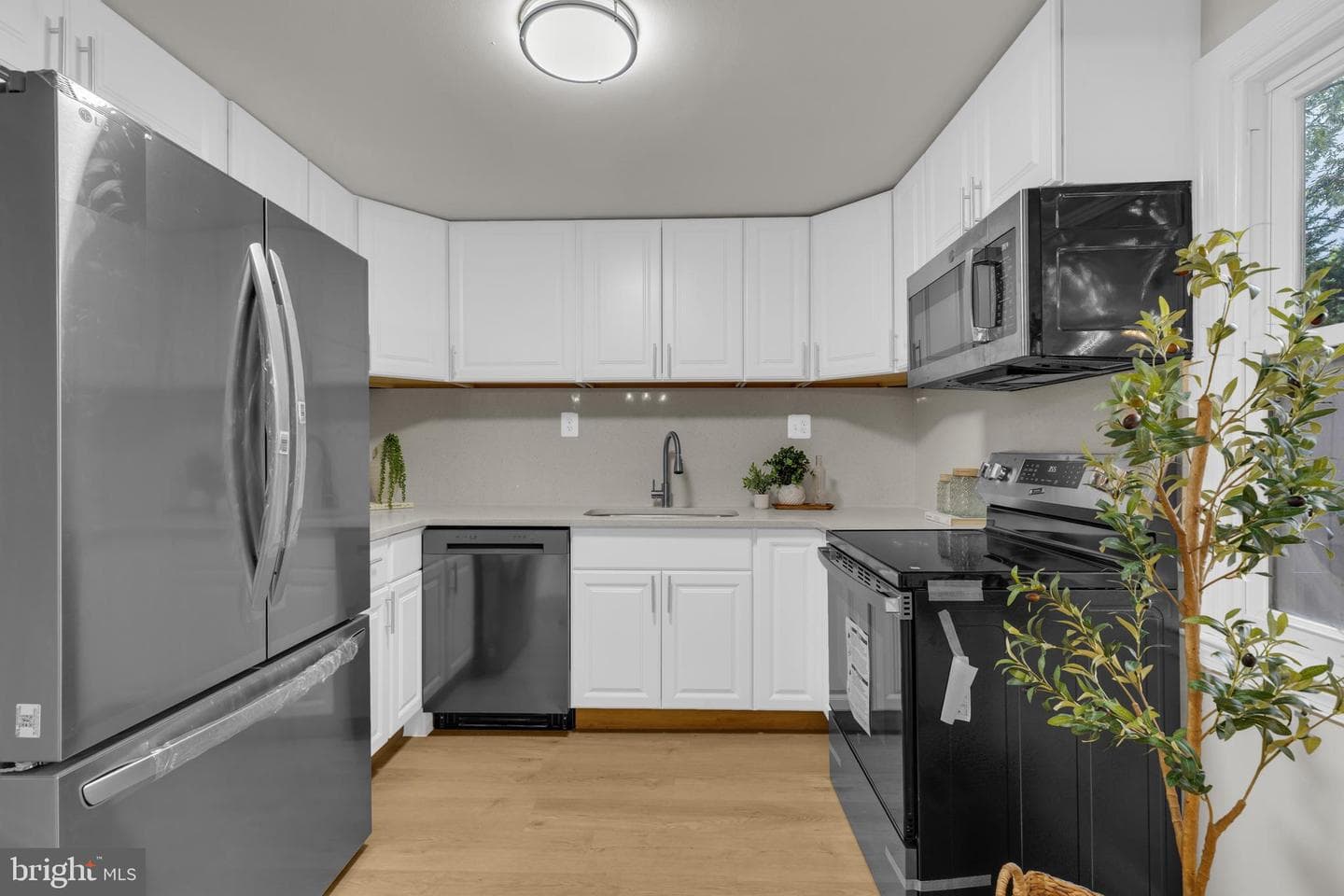 3046 Talking Rock Drive photo 12