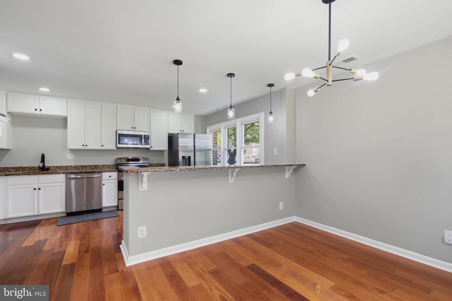 1224 Magnolia Lane photo 14