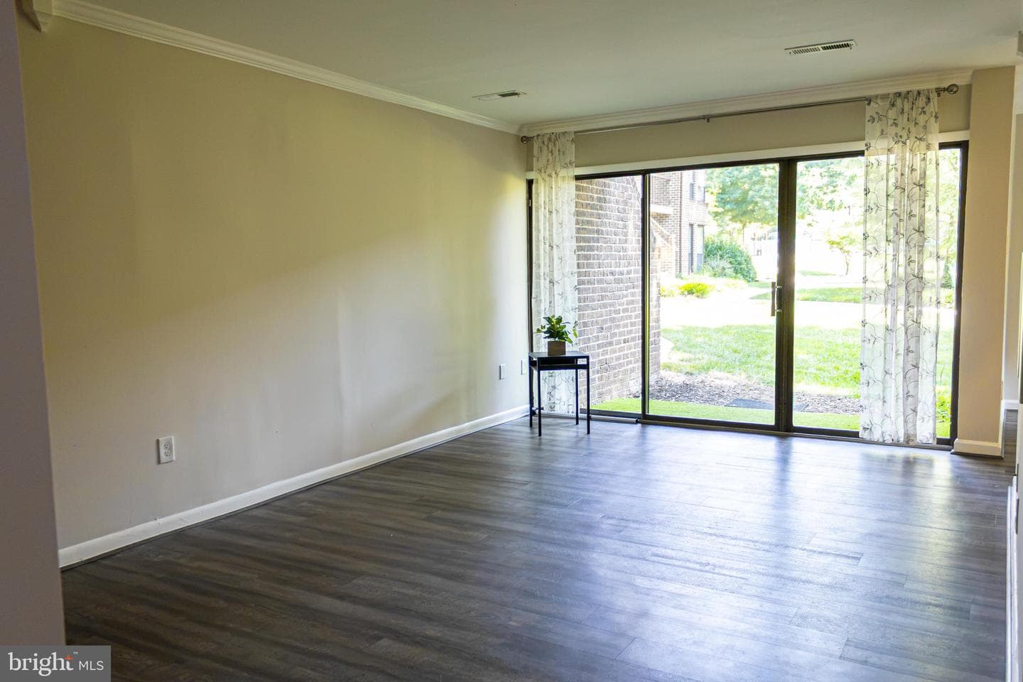 11240 Chestnut Grove Square #157 photo 6