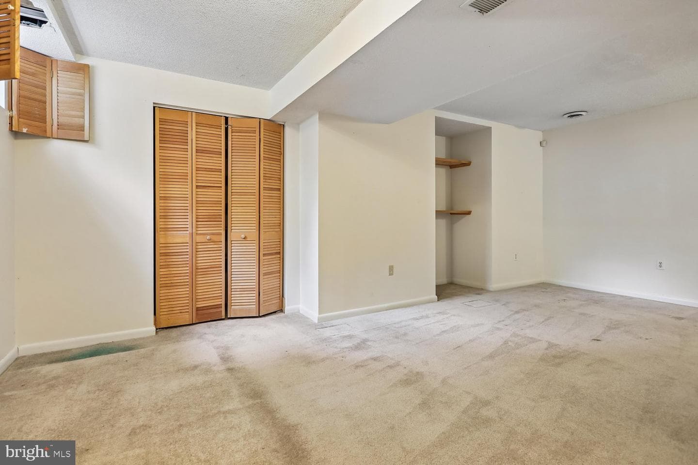 15226 Elk Run Road photo 22