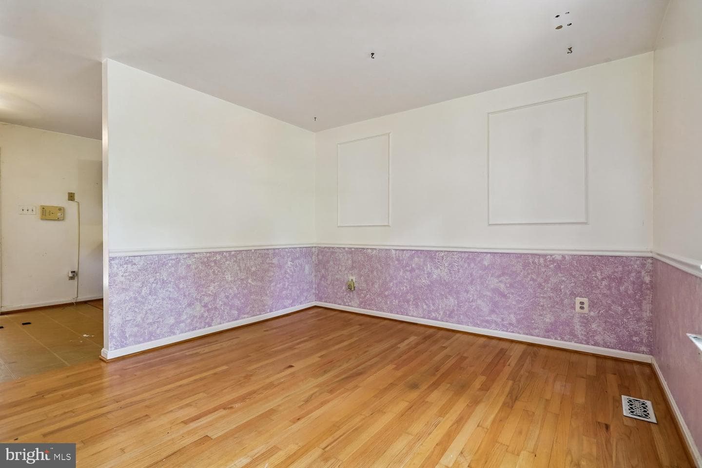 15226 Elk Run Road photo 3