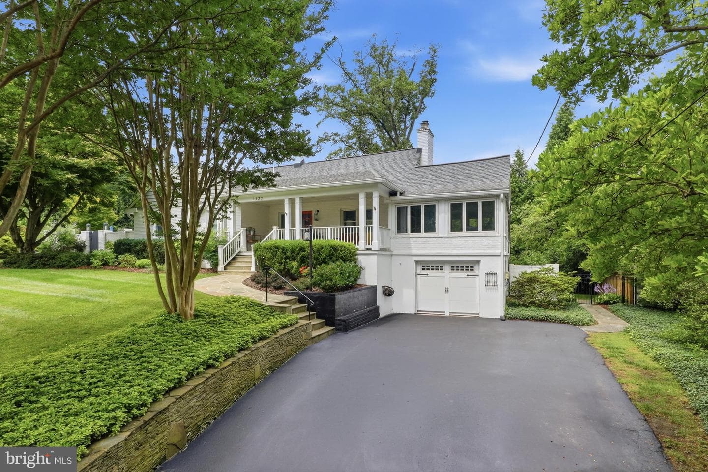 1622 Forest Lane photo 3