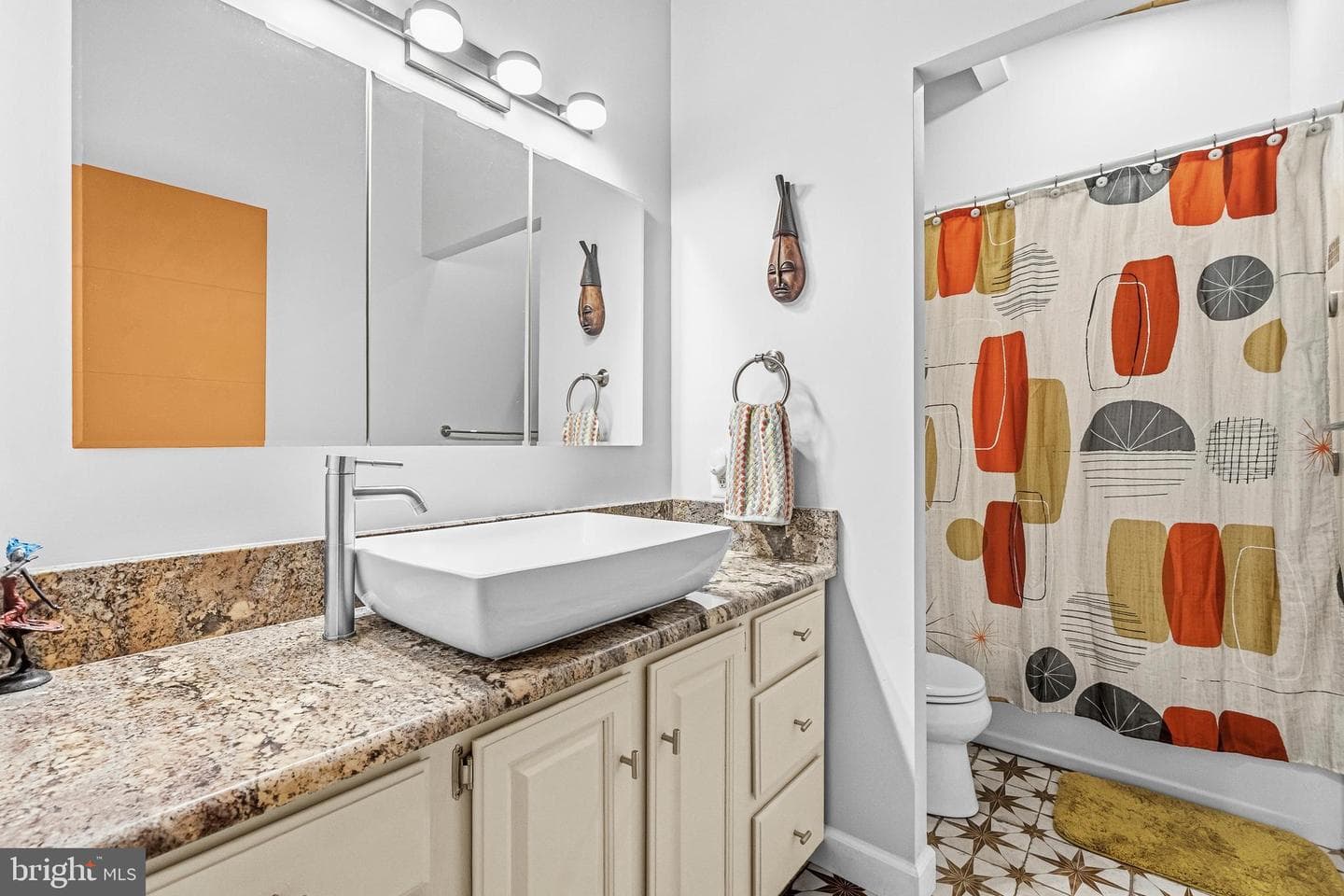 8801 Camden Street photo 33