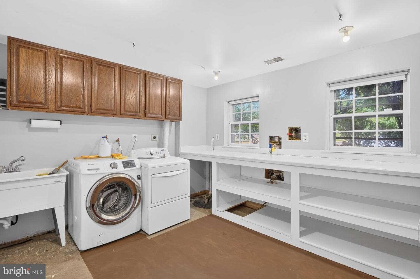 2836 Kelly Square photo 37