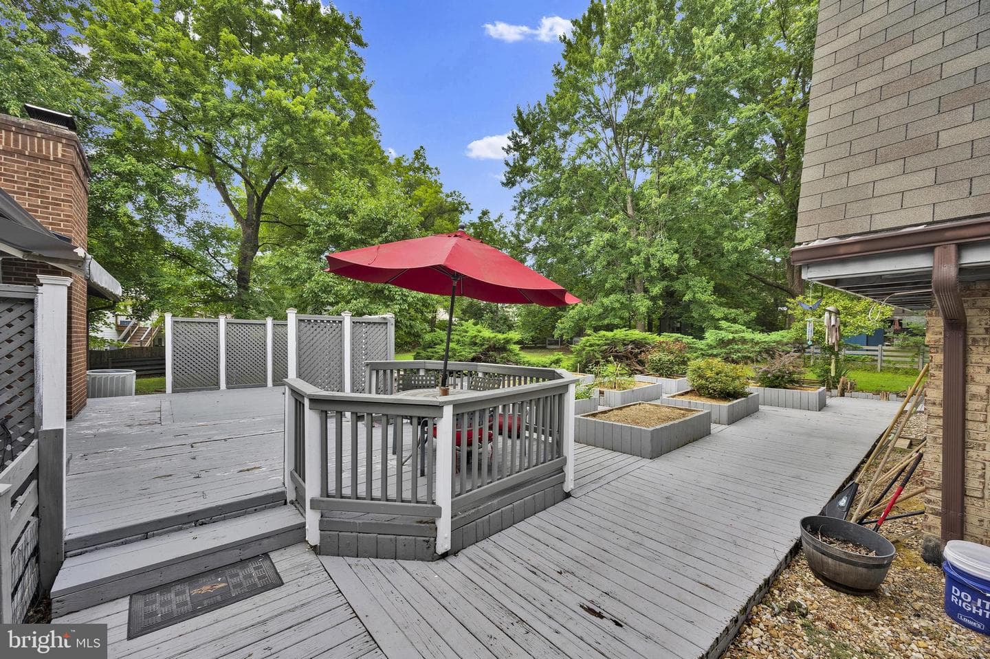 1002 Charlton Place photo 48