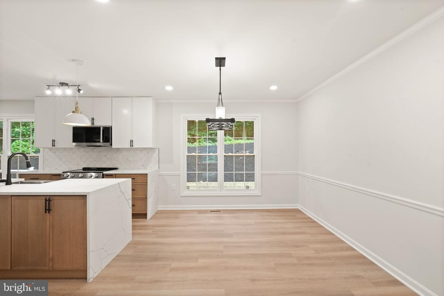 6390 Phillip Court photo 12