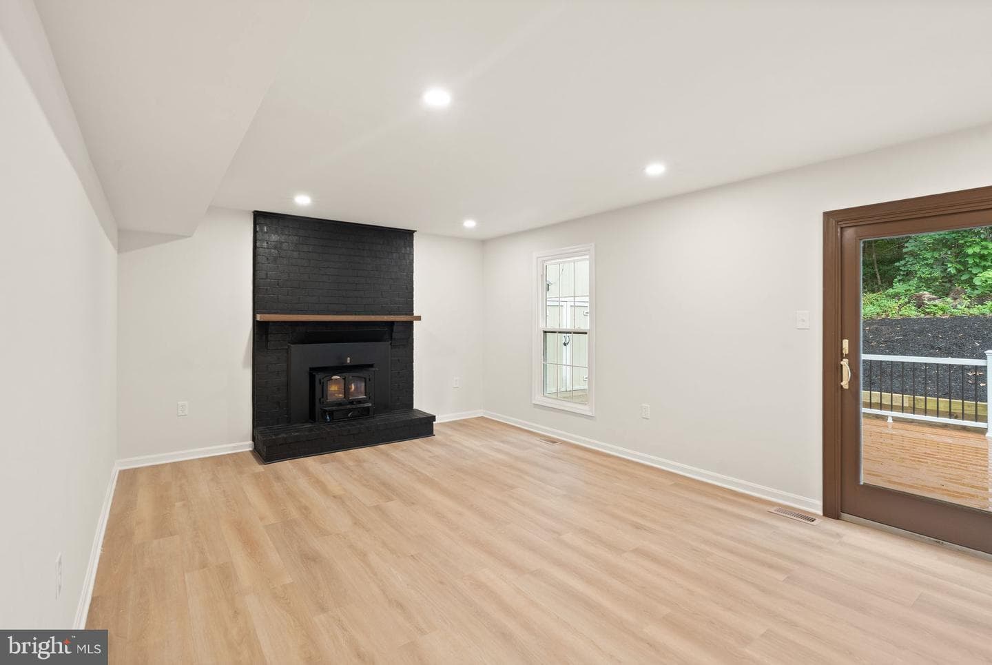 6390 Phillip Court photo 29