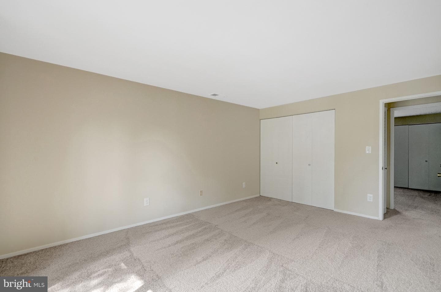 4445 Elan Court photo 31