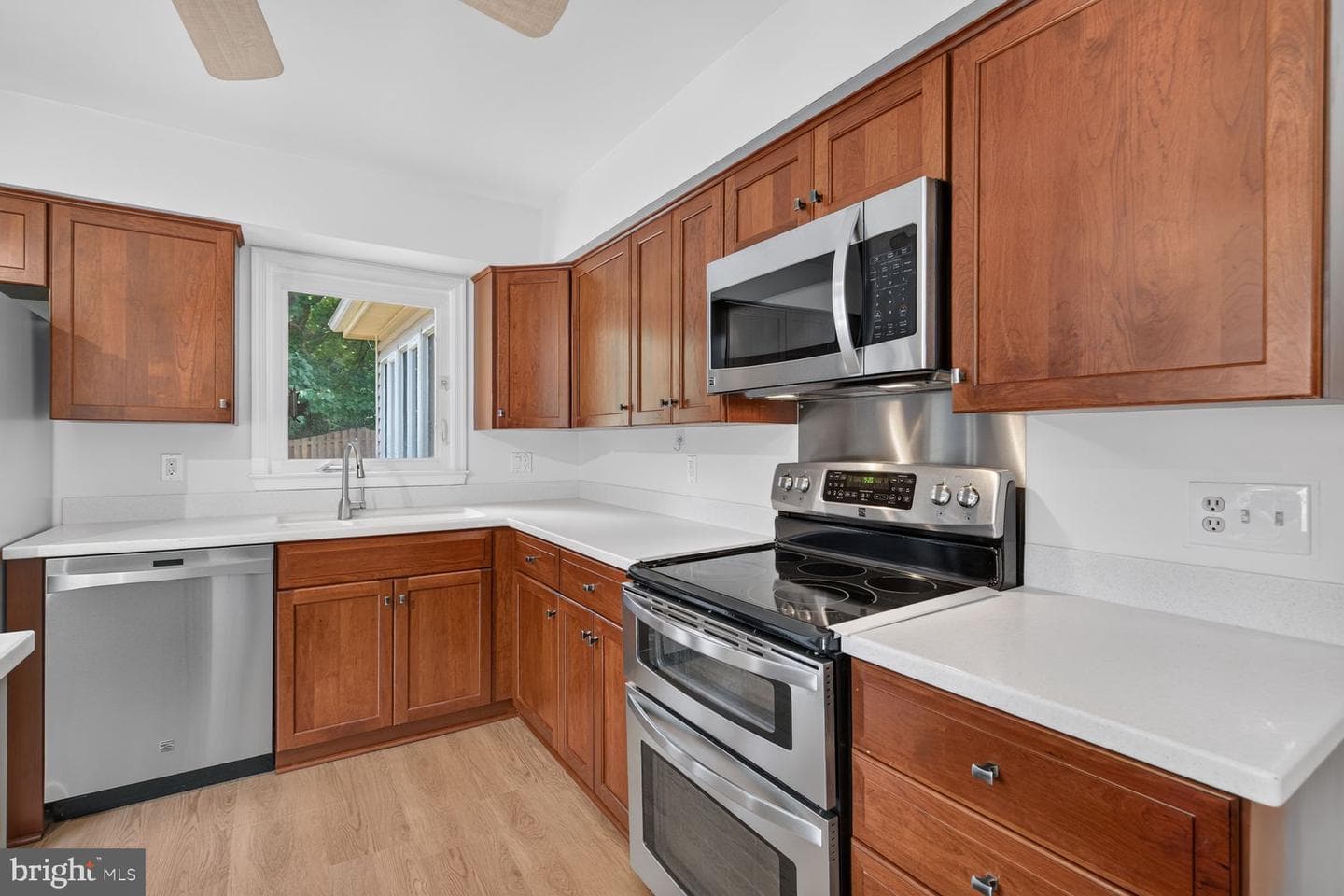 7801 Cherry Orchard Court photo 8