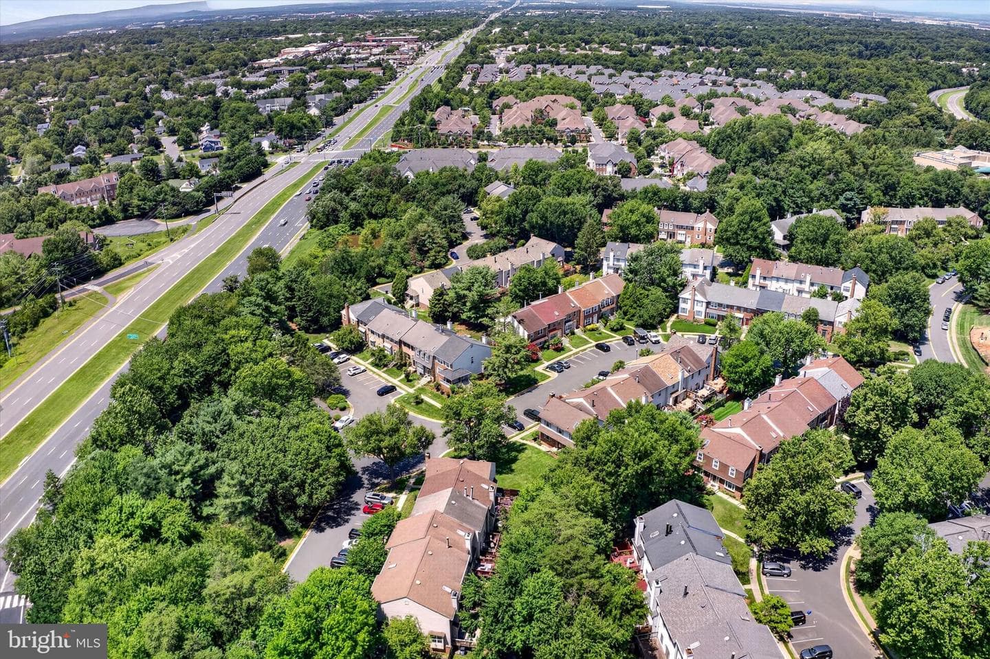 3952 Rosebay Court photo 57