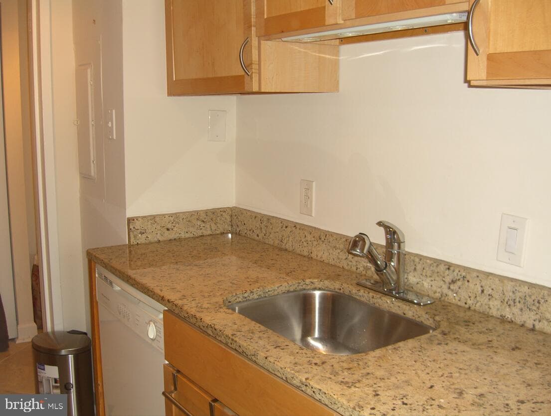 6800 Fleetwood Road #913 photo 10