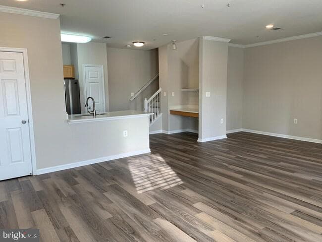 5123 Travis Edward Way #b photo 7
