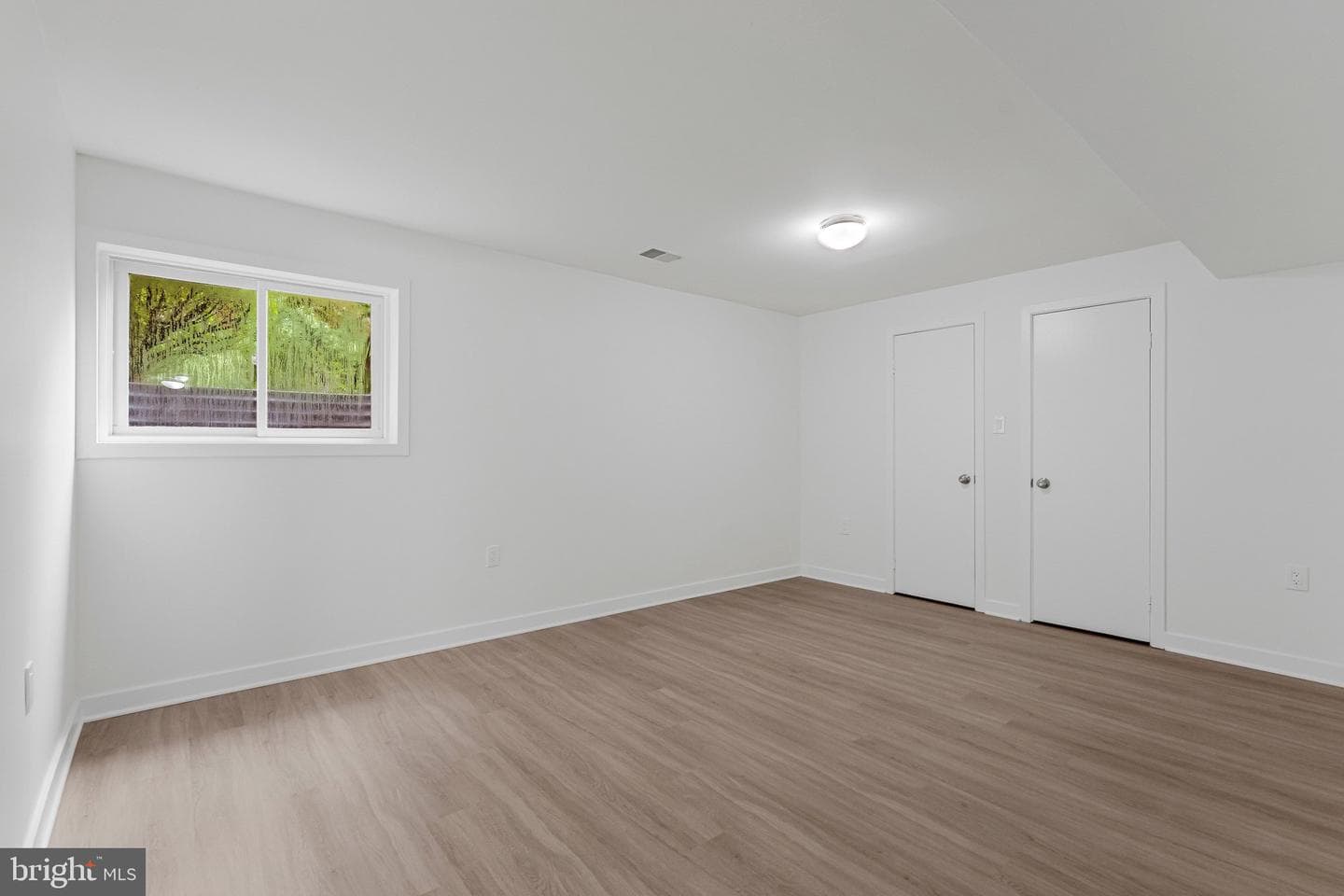 8424 Hollis Lane photo 30
