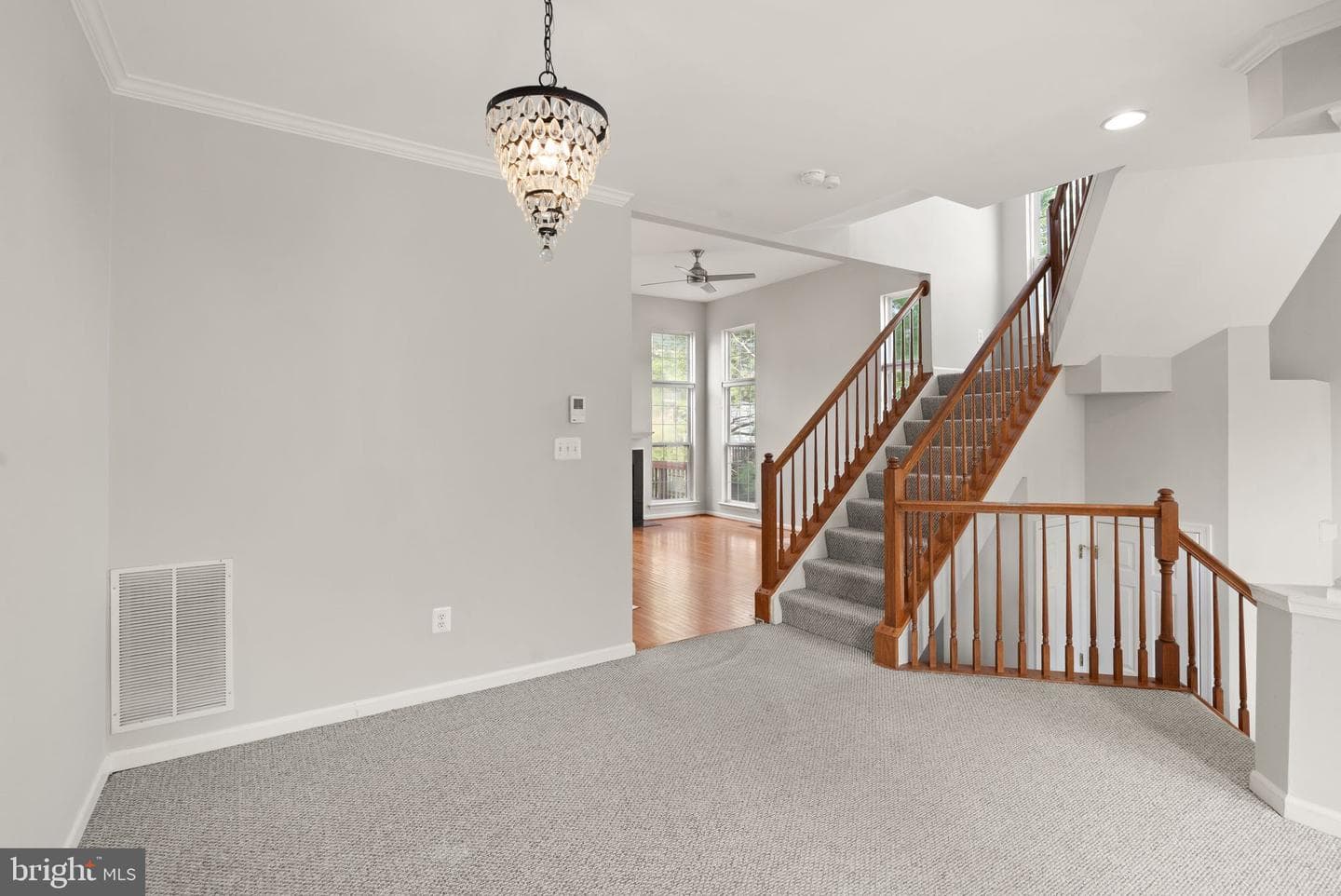 6712 Sullivan Way photo 18