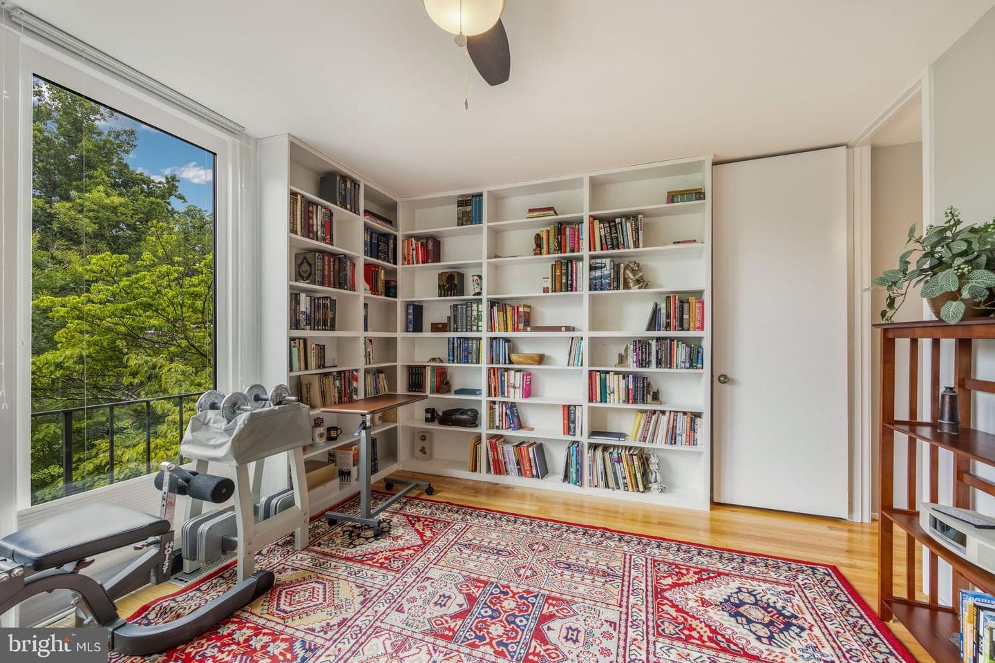 11471 W Washington Plaza W photo 18