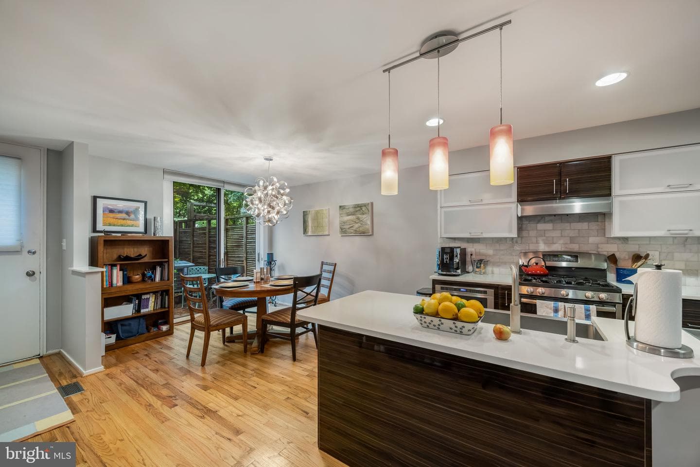 11471 W Washington Plaza W photo 9