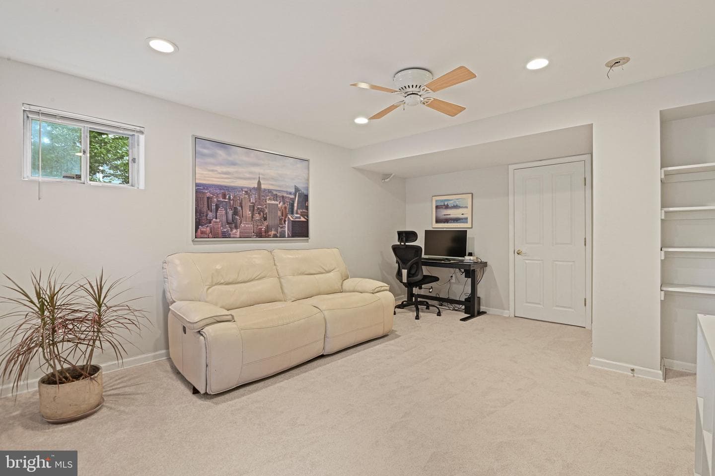 8213 Cottage Street photo 38