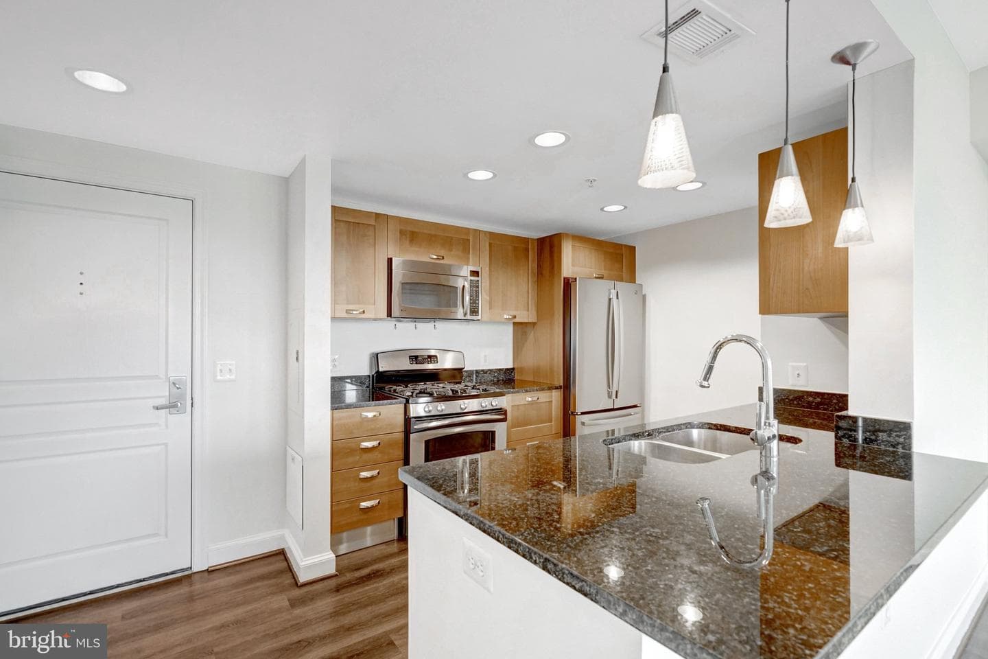 2451 Midtown Avenue #1502 photo 5