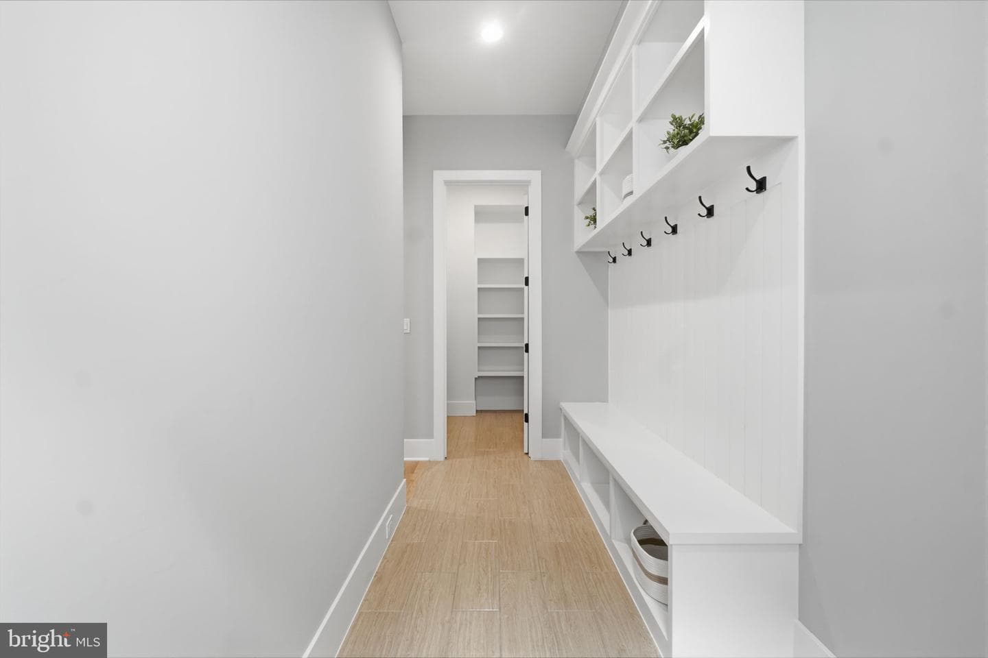 7306 Sportsman Drive photo 26