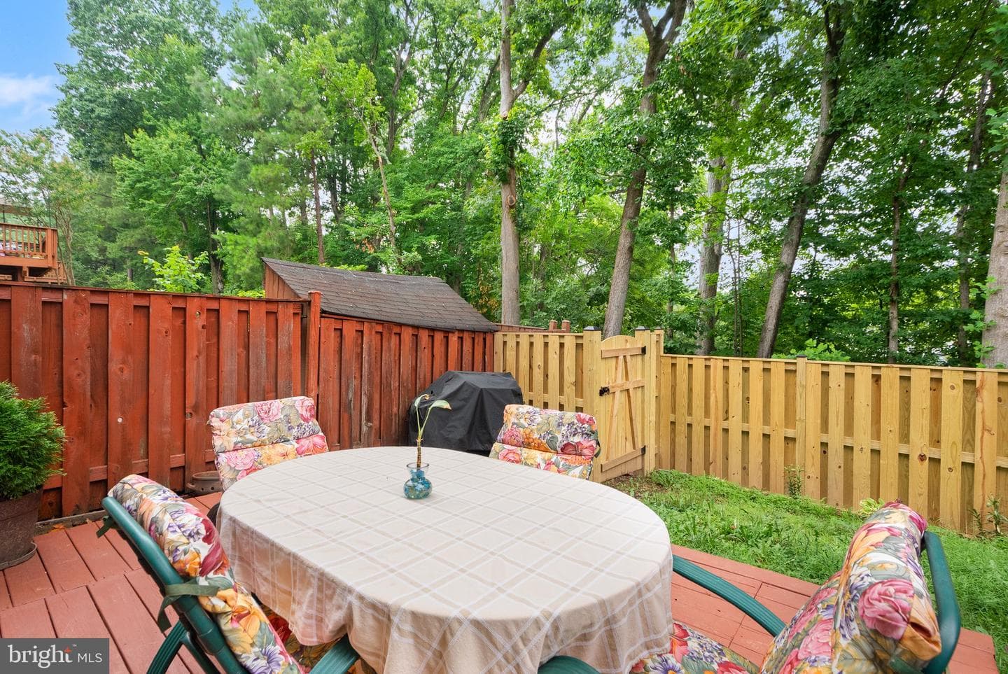 5633 Sutherland Court photo 55