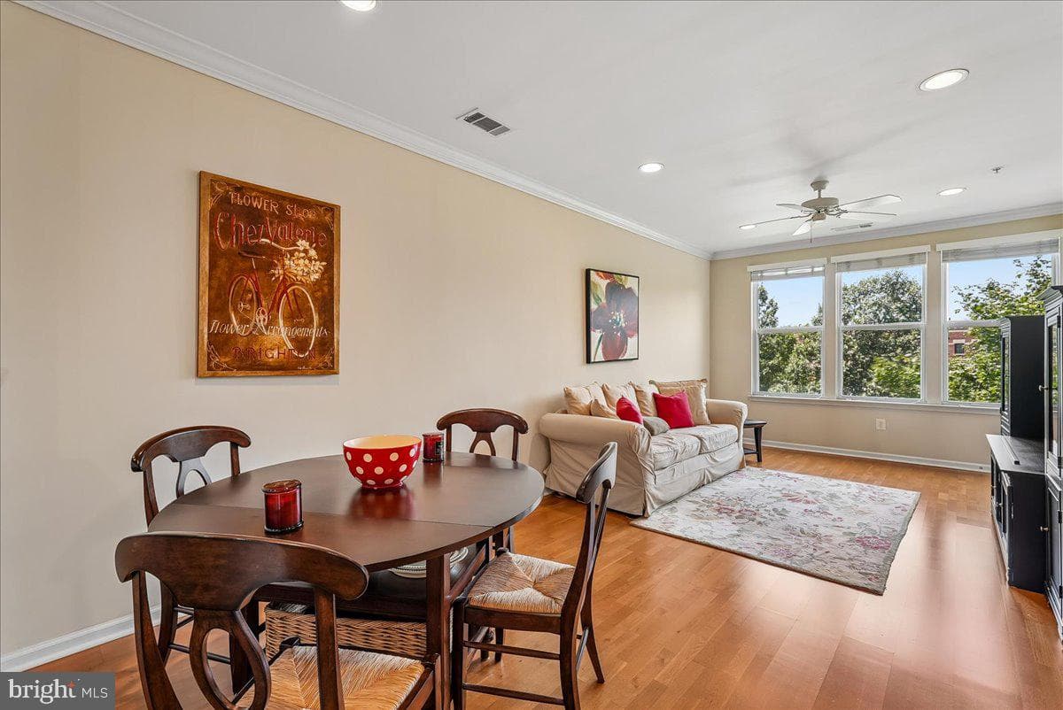 12000 Market Street #286 photo 12