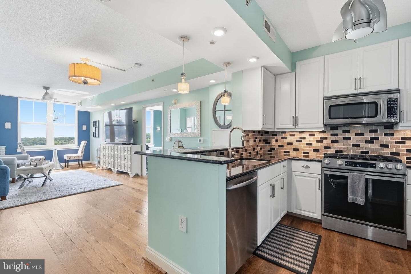 11760 Sunrise Valley Drive #815 photo 7