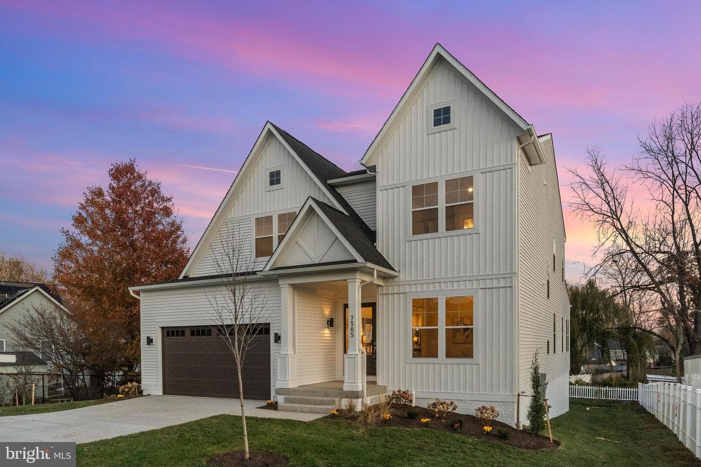 7505 Magarity Road photo 3