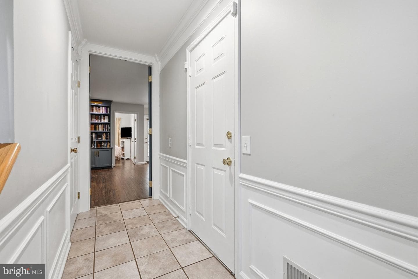 5439 Summer Leaf Lane photo 8