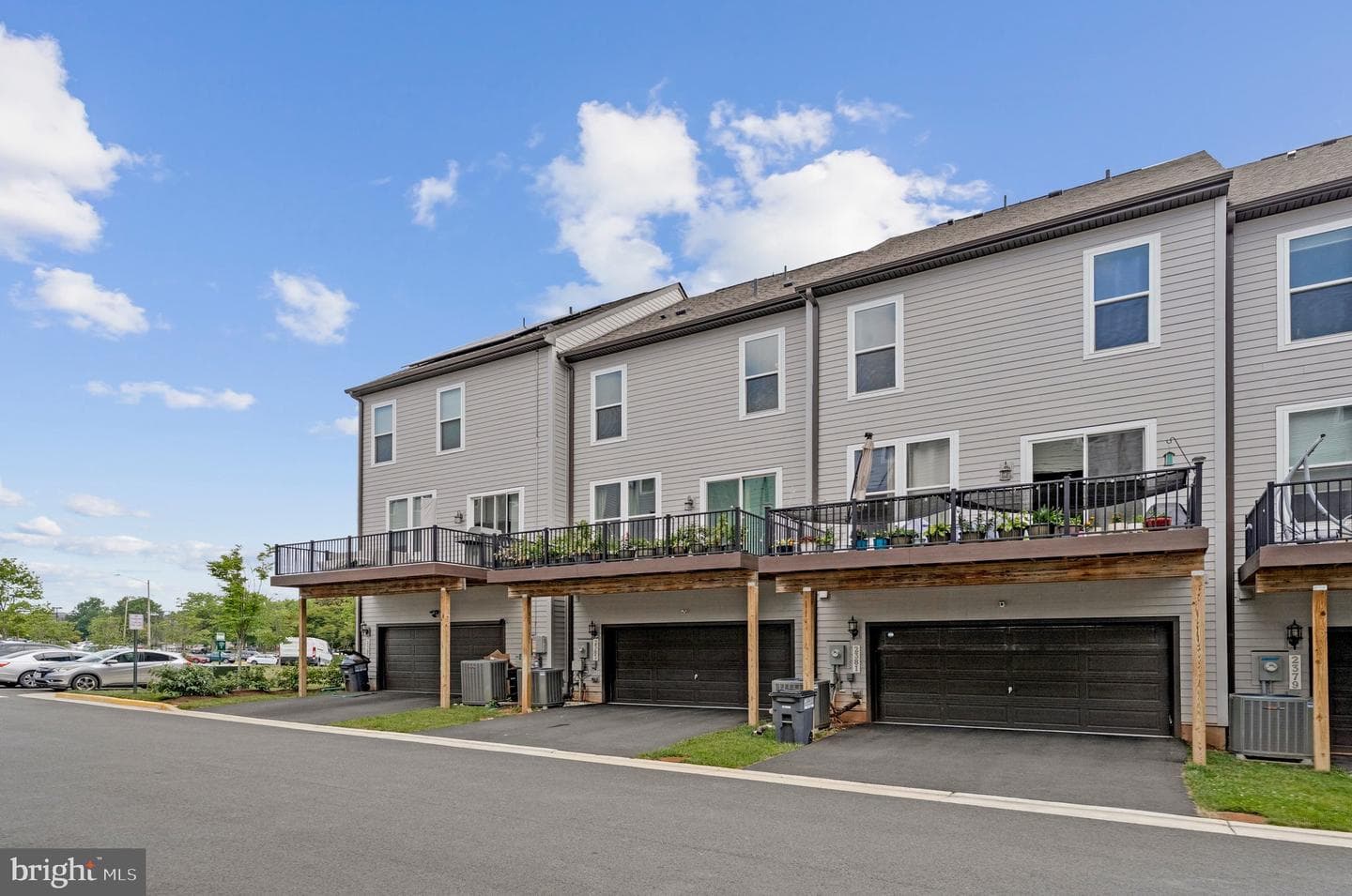 2383 Liberty Loop photo 41