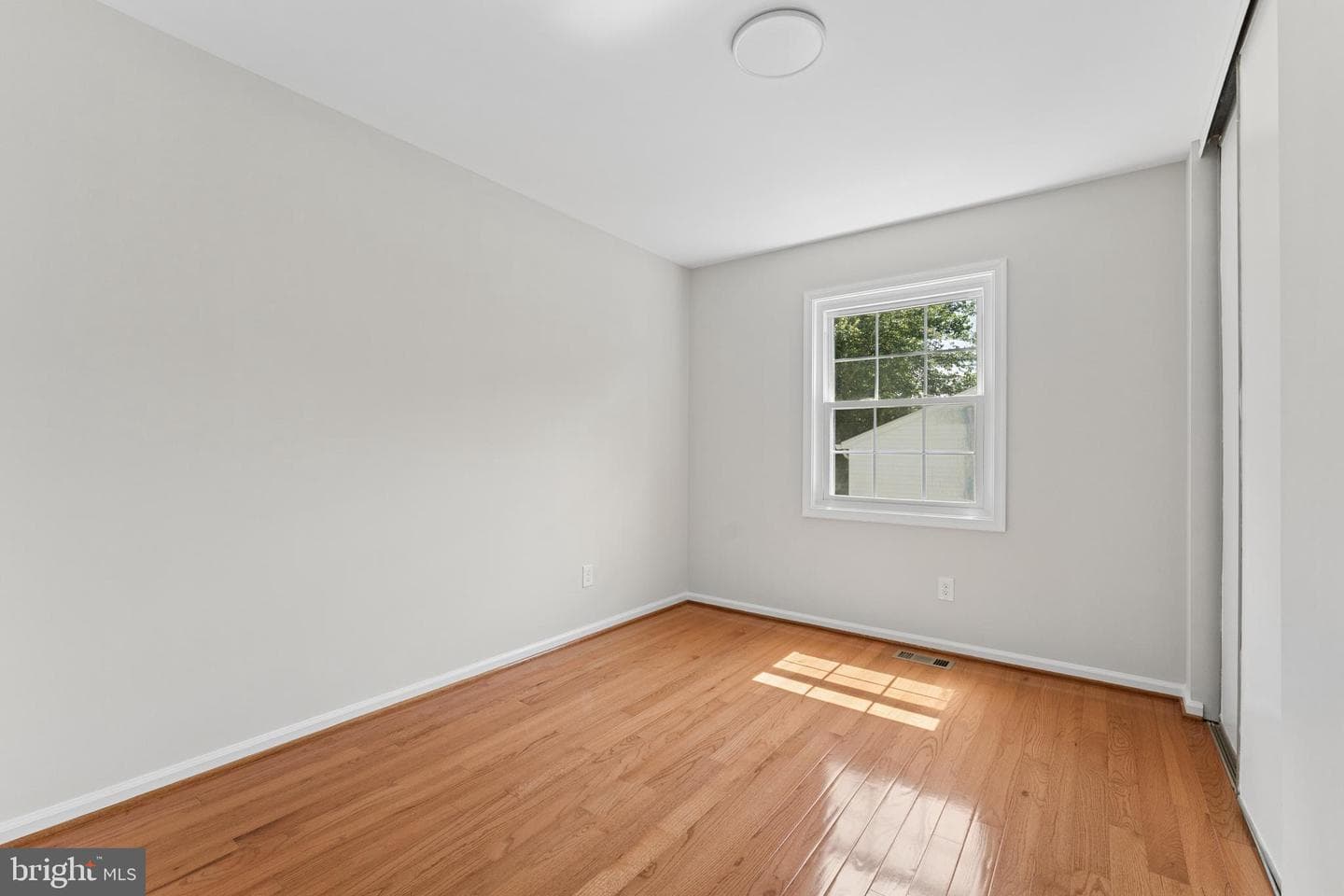 8523 Hooes Road photo 34