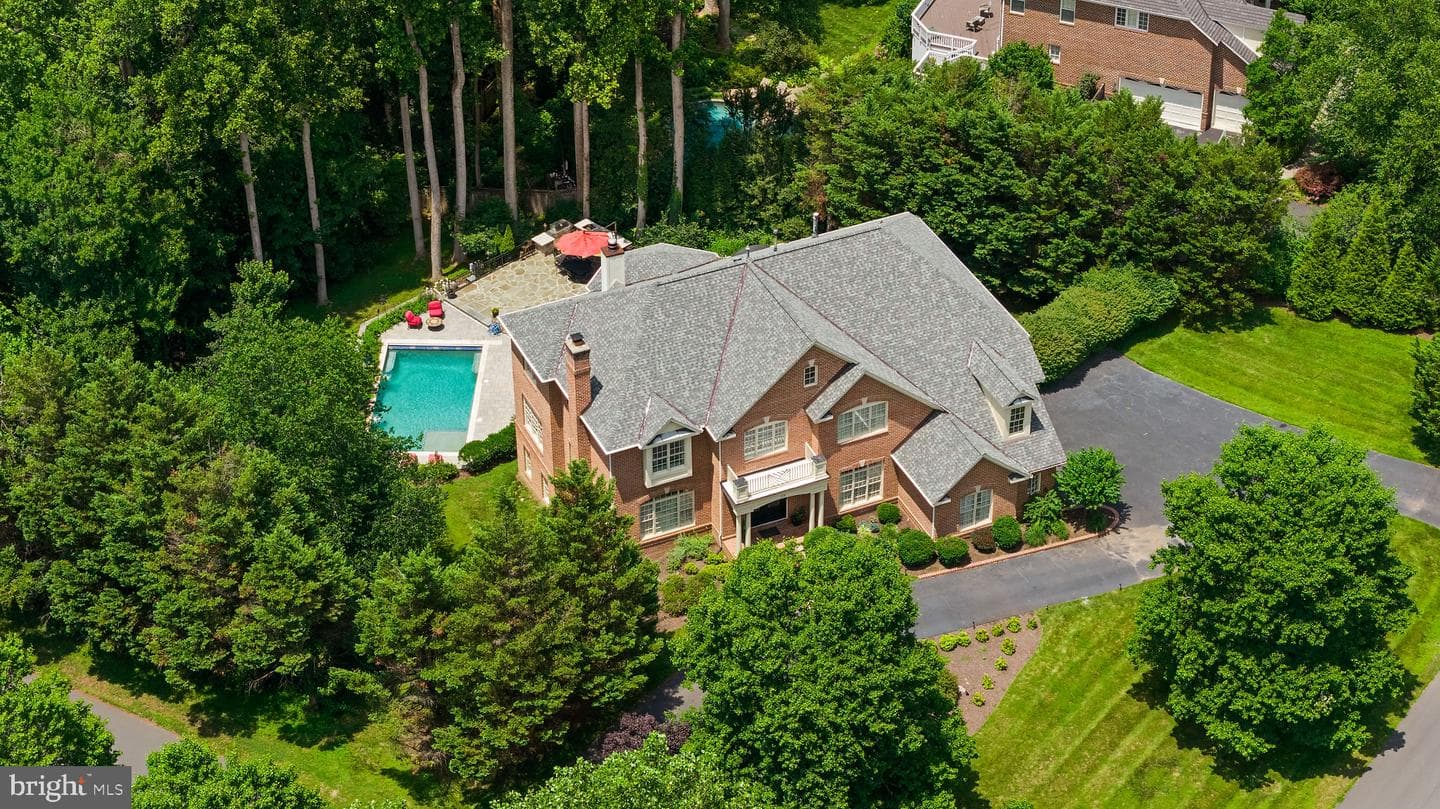 1108 Hobnail Court photo 6
