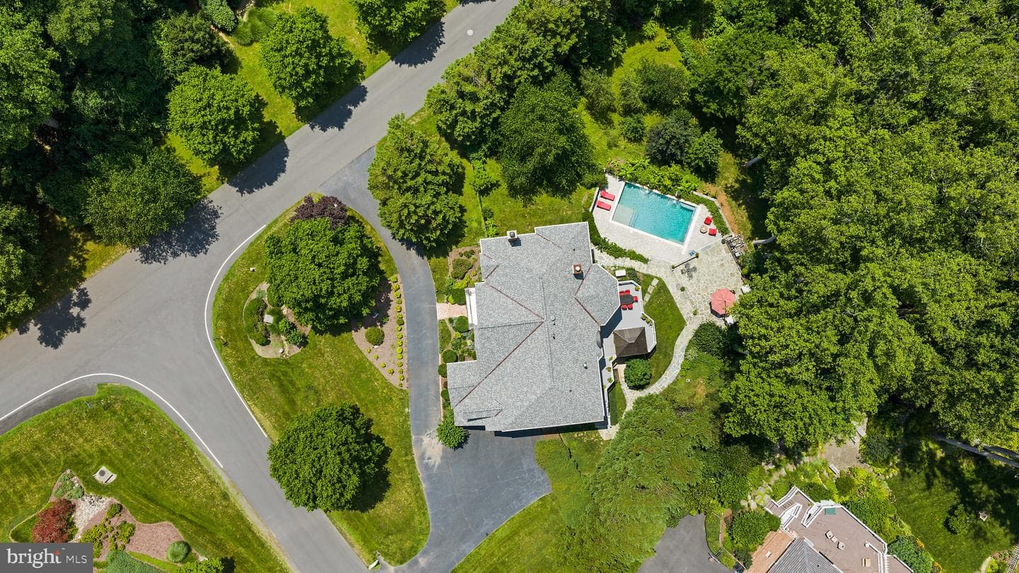 1108 Hobnail Court photo 9
