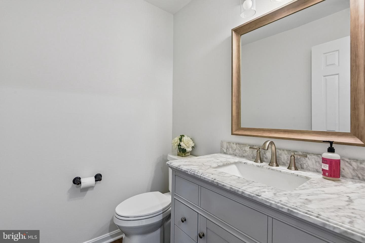 2903 Taj Drive photo 20
