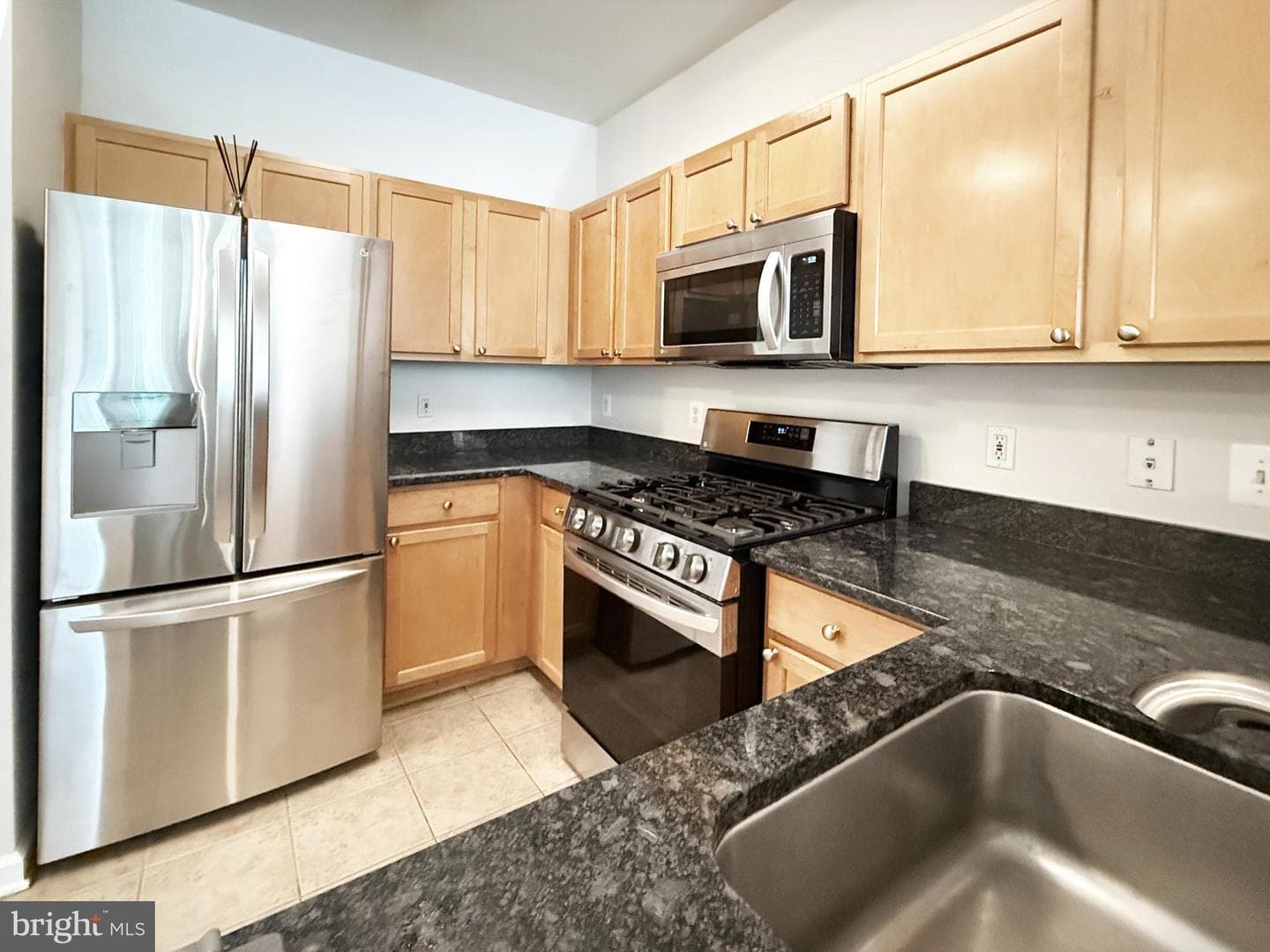 12000 Market Street #175 photo 4