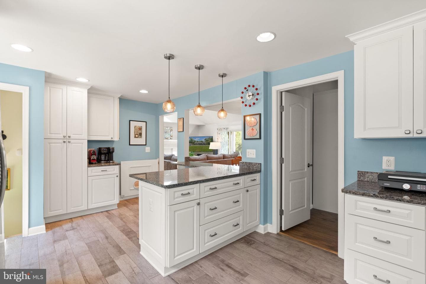 10600 Belmont Boulevard photo 31