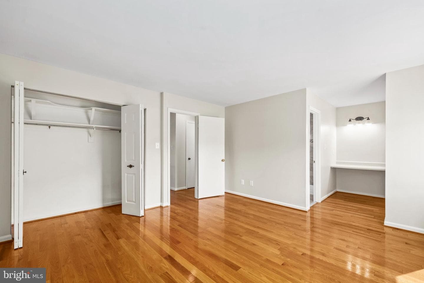 5409 Riverboat Way photo 18