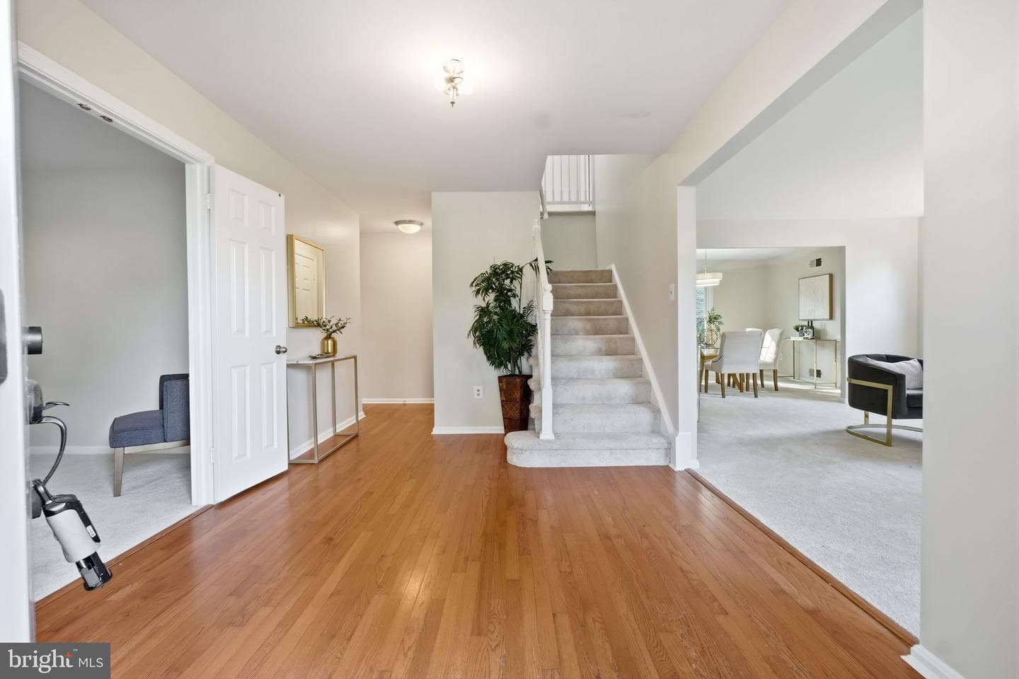 9904 Marquand Drive photo 6