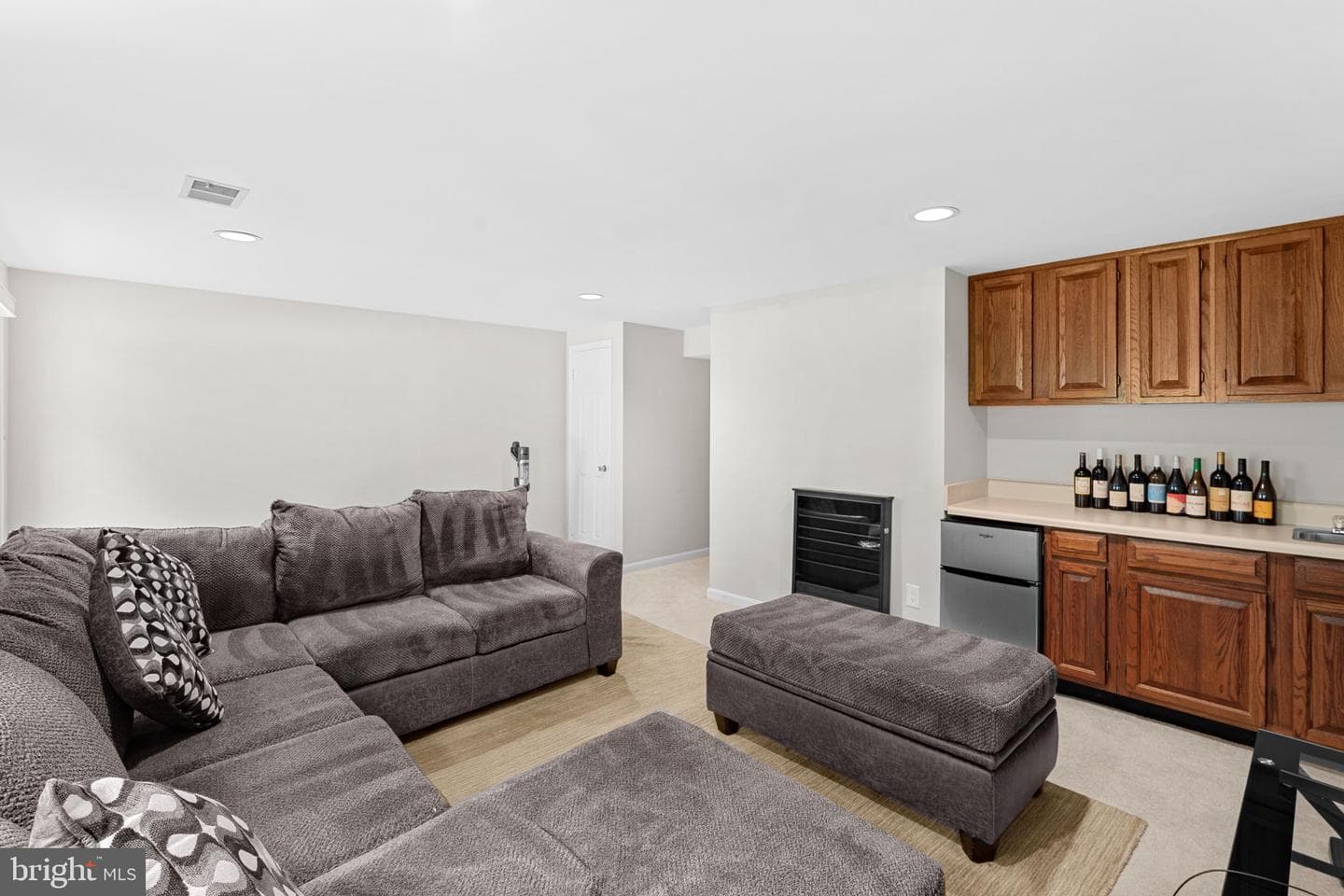 8942 Astongale Court photo 12
