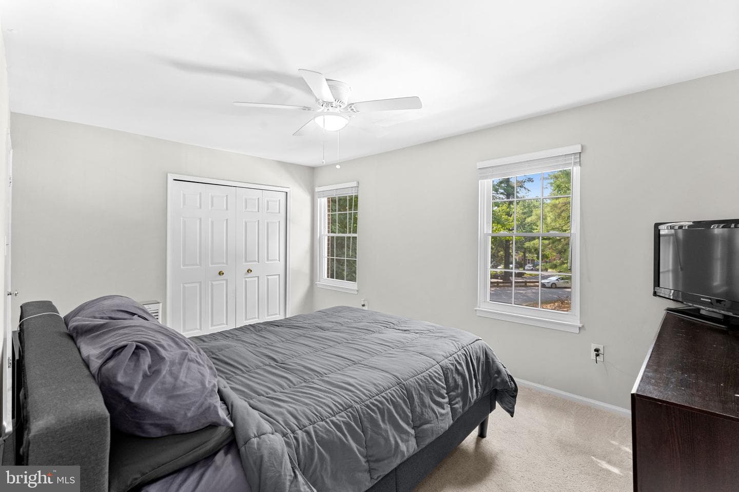 8942 Astongale Court photo 20